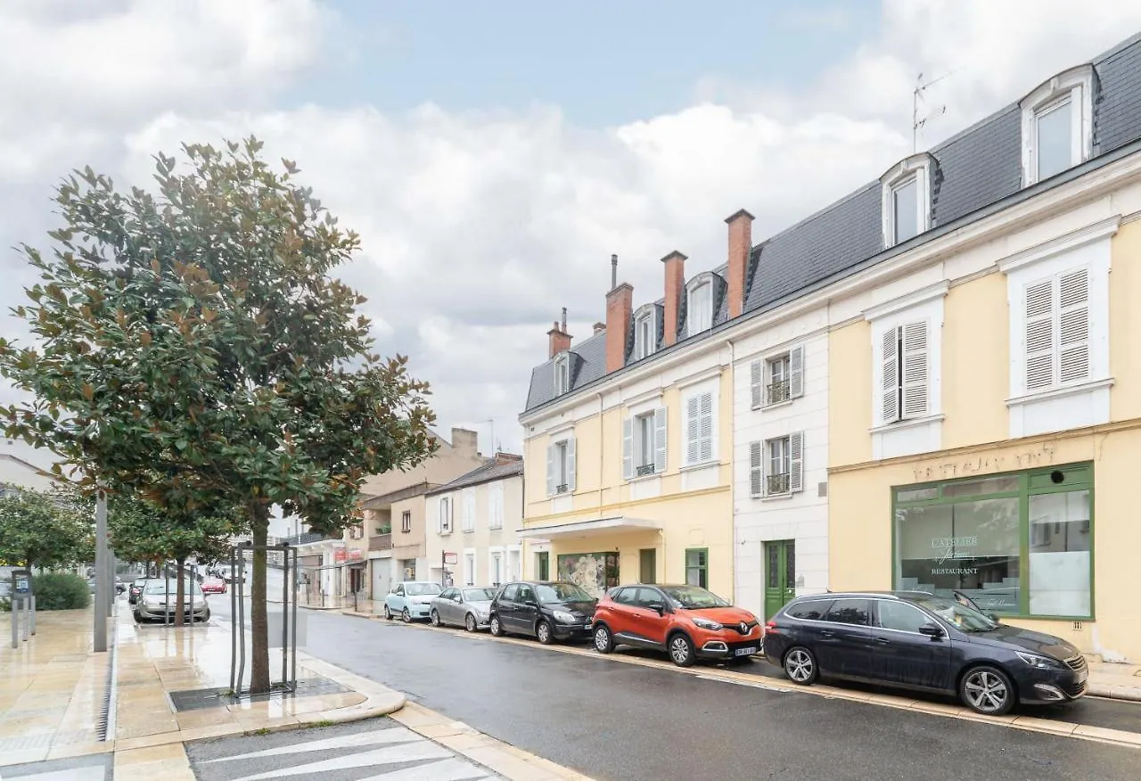 Apartment Le Gramont - Grand Appartement Design, 3 Chambres, Centre Ville Vichy